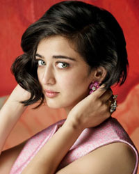 Akshara Haasan